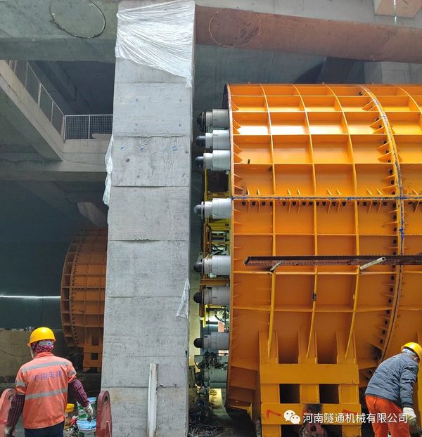 ����ף�������Ϻ����ּ̾��ϵ���6����˳��ʼ��(ͼ2)